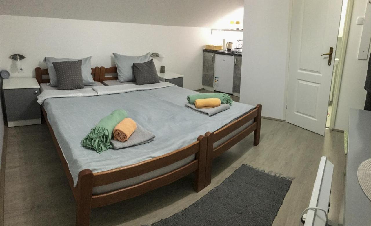 S. A. L. Prenociste Apartment Zrenjanin Ngoại thất bức ảnh