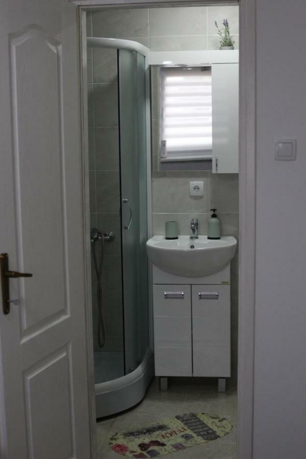 S. A. L. Prenociste Apartment Zrenjanin Ngoại thất bức ảnh
