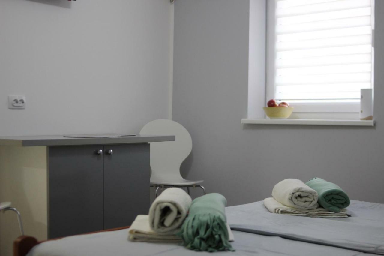 S. A. L. Prenociste Apartment Zrenjanin Ngoại thất bức ảnh